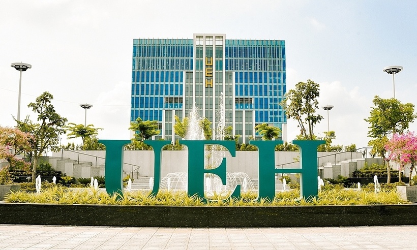 Trường ĐH Kinh tế TP.HCM.