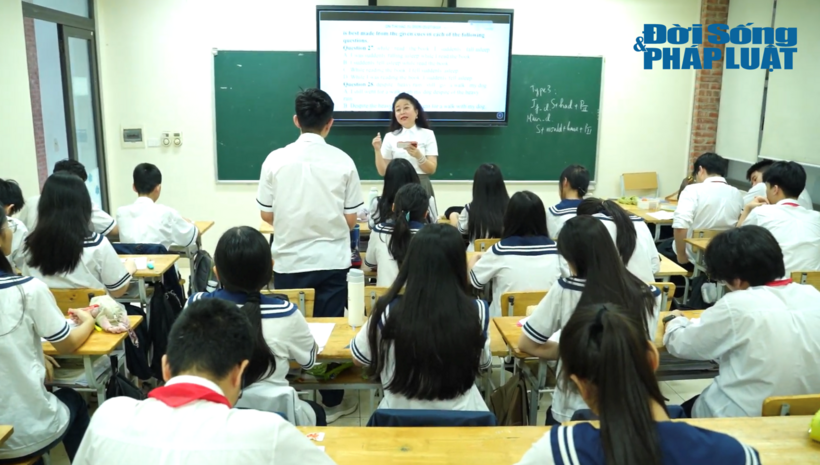 Áp lực bủa vây thí sinh thi vào lớp 10 ở Hà Nội và các thành phố lớn