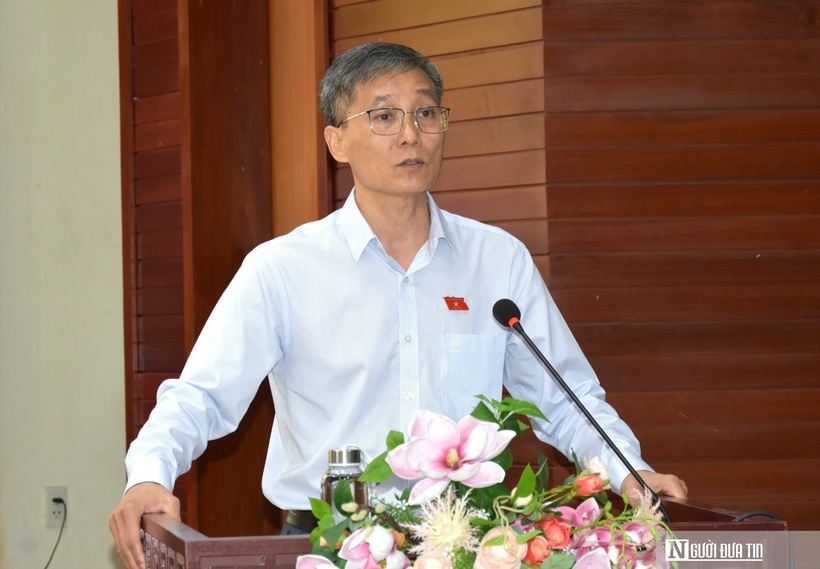 Ông Nguyễn Khánh Ngọc báo cáo kết quả kỳ họp thứ nhất, Quốc hội khóa XVI đến cử tri phường Hội An.