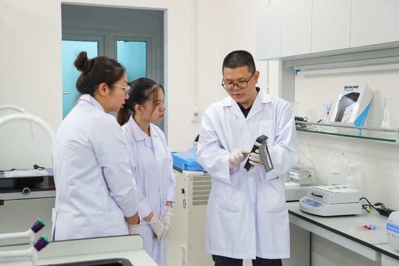 Bộ Giáo dục và Đào tạo đề xuất cấp học bổng cho các khối ngành khoa học cơ bản, kỹ thuật then chốt và công nghệ chiến lược. Ảnh: VNU