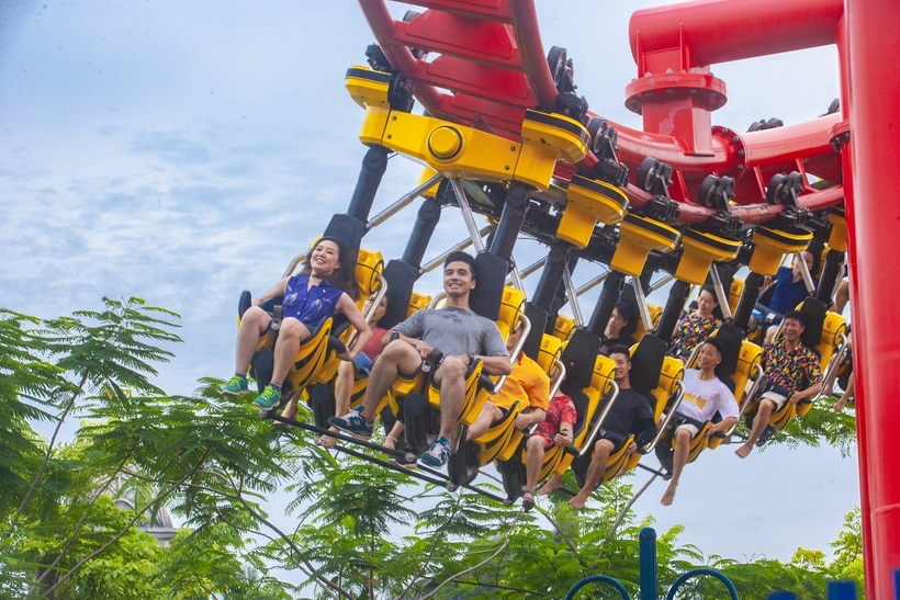 Nhu cầu vui chơi, giải trí của du khách được đáp ứng trọn vẹn tại công viên Sun World Ha Long. Ảnh: Ánh Dương.