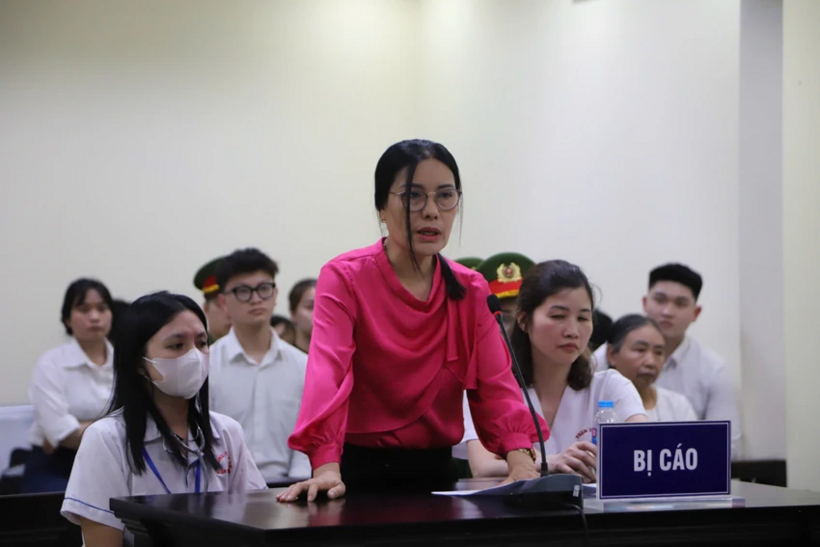 Bà Nguyễn Thị Bình tại phiên tòa sơ thẩm. Ảnh: Hoàng Huy