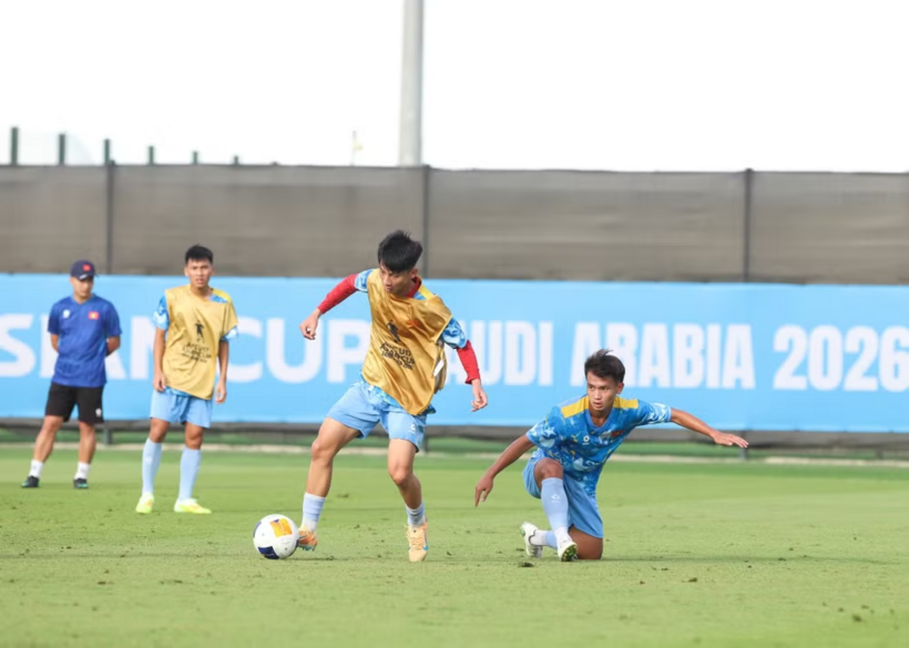 U17 Việt Nam tập luyện cho trận gặp U17 Hàn Quốc. (Nguồn: VFF)
