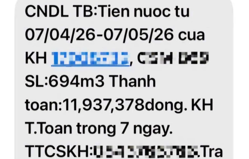 Hóa đơn tiền nước của gia đình chị H. Ảnh: PLO