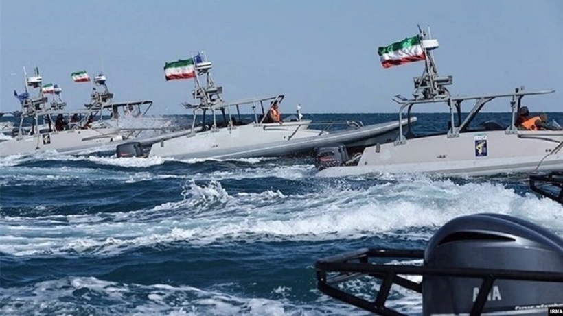 Xuồng cao tốc Iran (Ảnh: PressTV).