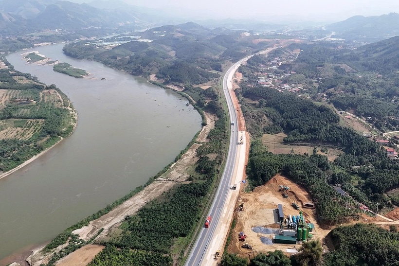 Dự án mở rộng đoạn Yên Bái - Lào Cai thuộc tuyến cao tốc Nội Bài - Lào Cai có tổng mức đầu tư gần 7.700 tỷ đồng