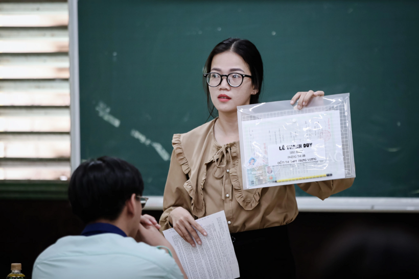 Giáo viên Hà Nội chấm thi nhận tiền công cao nhất đến hơn 1,2 triệu đồng/ngày. Ảnh minh họa