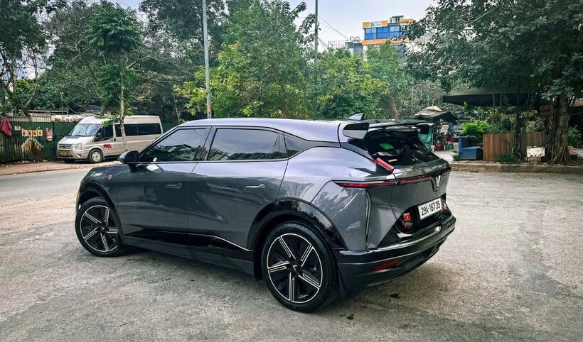 Sau gần 20 năm đi xe xăng, chủ xe chọn VinFast VF 7 vì “giá trị nhận được vượt xa mong đợi” - 2