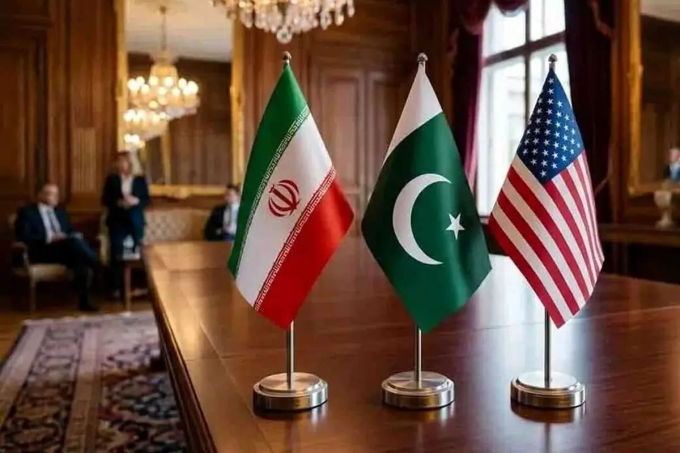 Cờ Iran, Pakistan, Mỹ tại địa điểm đàm phán ở Islamabad, Pakistan ngày 11/4. Ảnh: Tasnim