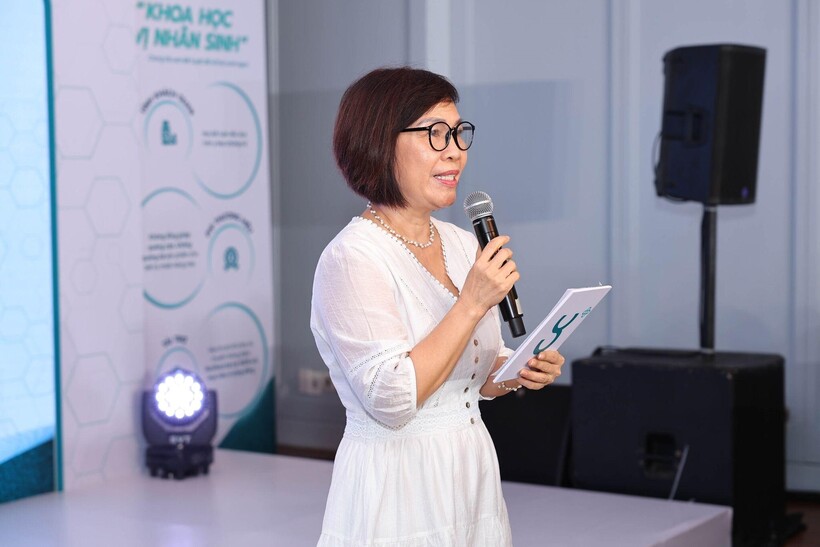 BS.CKI. Trần Thị Minh Nguyệt - Viện trưởng Viện Nghiên cứu Dinh dưỡng TP. HCM (NRI) phát biểu tại sự kiện.