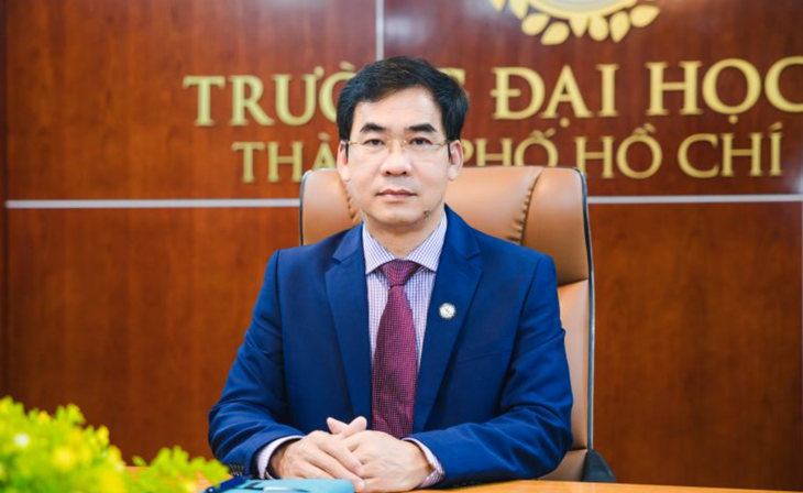 TS Lê Trường Sơn được tiếp tục bổ nhiệm giữ chức Hiệu trưởng Trường Đại học Luật TP.HCM - Ảnh: THÀNH AN/ Tuổi Trẻ