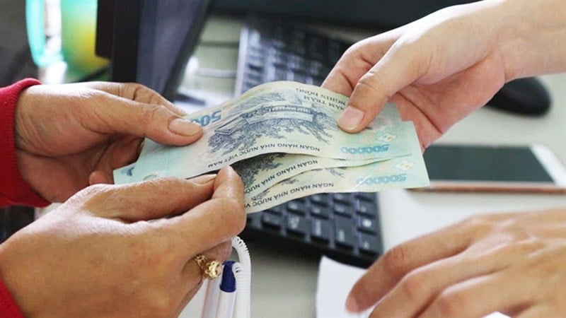 Phụ nữ sinh đủ 2 con trước 35 tuổi được hỗ trợ tối thiểu 2 triệu đồng từ 1/1/2027. (Ảnh minh họa)