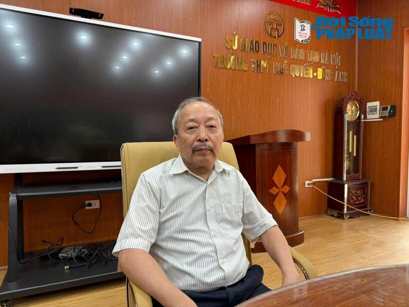 Nhà giáo Nghiêm Quý Bình,  Hiệu trưởng trường THPT Ngô Quyền-Đông Anh, Hà Nội