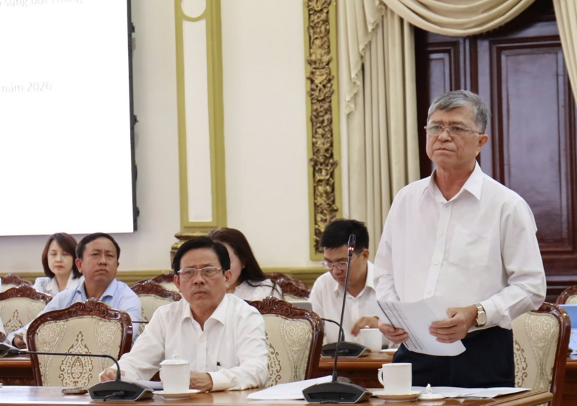 Giám đốc Sở GD&ĐT TP.HCM Nguyễn Văn Hiếu thông tin tại buổi làm việc. Ảnh: Dân trí