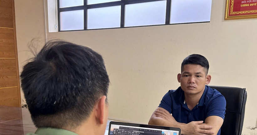 Đối tượng Sầm Văn Thuyên tại cơ quan Công an.