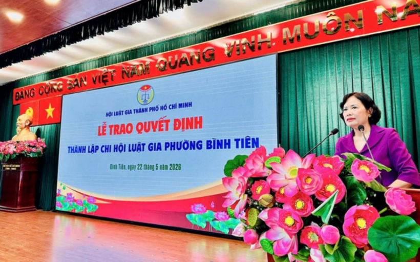 Bà Ung Thị Xuân Hương phát biểu tại buổi lễ.