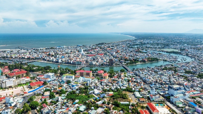 Mũi Né giàu tiềm năng du lịch nhưng chưa hút khách quốc tế vì hạ tầng giao thông