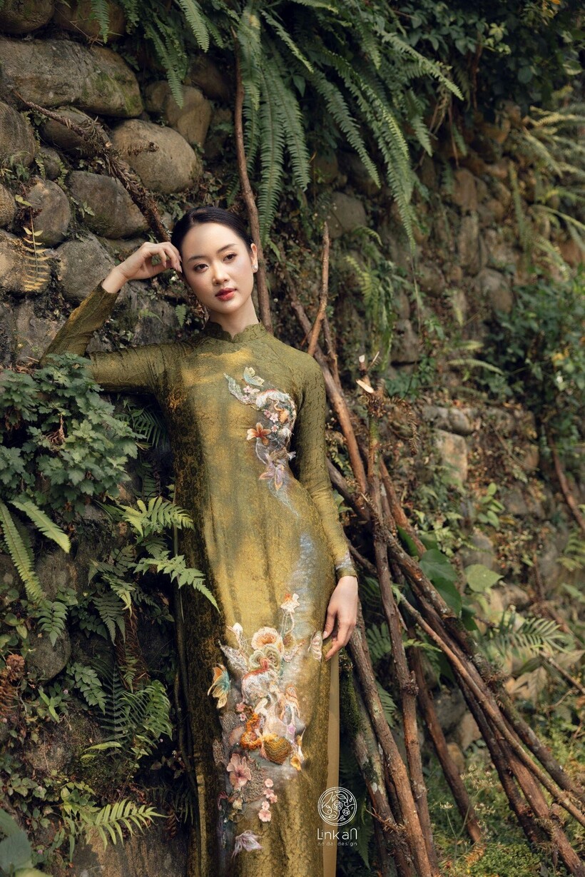 BST Áo dài Lam Hy - Khi thiên nhiên Tây Bắc tái hiện qua kỹ thuật thêu nổi 3D đa tầng - 3