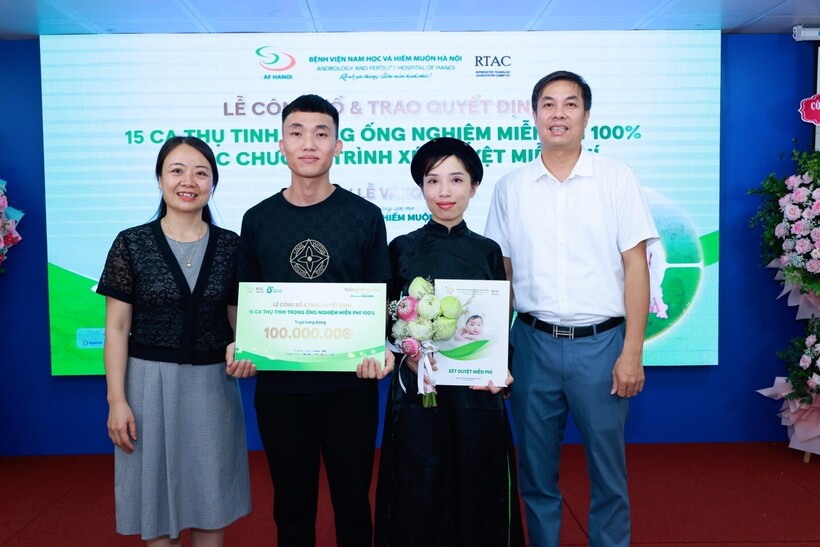 Vợ chồng người dân tộc thiểu số nhận hỗ trợ IVF tìm con sau 5 năm hiếm muộn