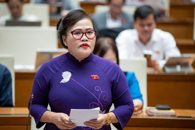 Đại biểu Nguyễn Thị Sửu - Phó trưởng đoàn chuyên trách đoàn ĐBQH Thành phố Huế.