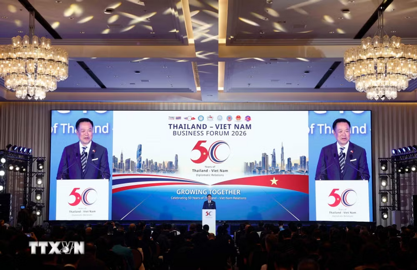 Thủ tướng Thái Lan Anutin Charnvirakul phát biểu khai mạc diễn đàn - Ảnh: TTXVN