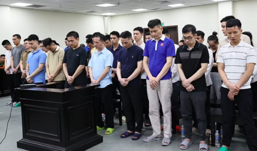 Các bị cáo tại tòa. Ảnh: Tiền Phong