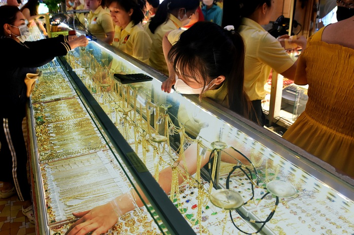 Giá vàng liên tiếp có những tăng giảm bất ngờ những ngày qua. Ảnh minh họa