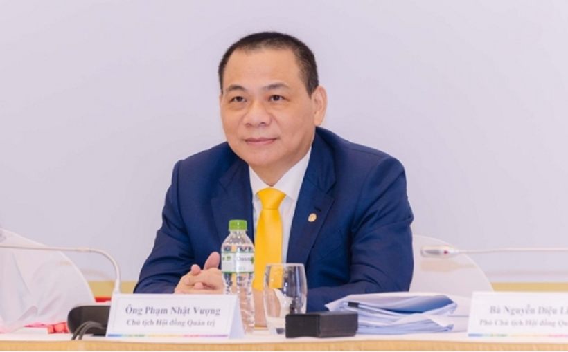 Tỷ phú Phạm Nhật Vượng là người giàu nhất Việt Nam theo xếp hạng của Forbes. (Ảnh: VIC).