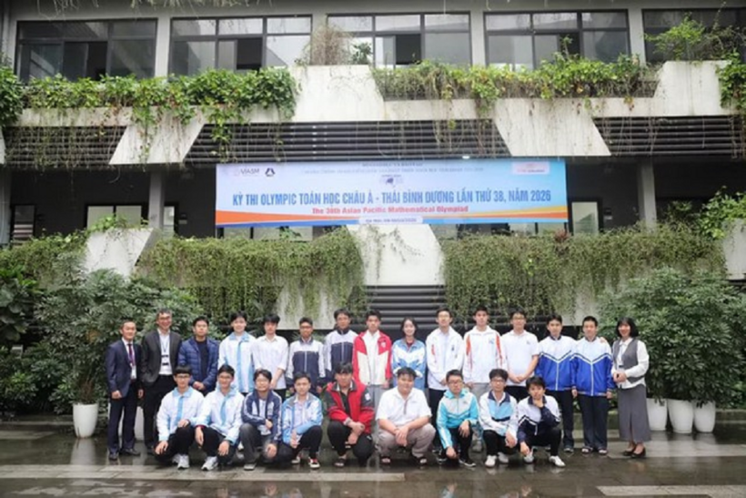 Đội tuyển Việt Nam tham dự Olympic toán học châu Á - Thái Bình Dương. ẢNH B.T.C