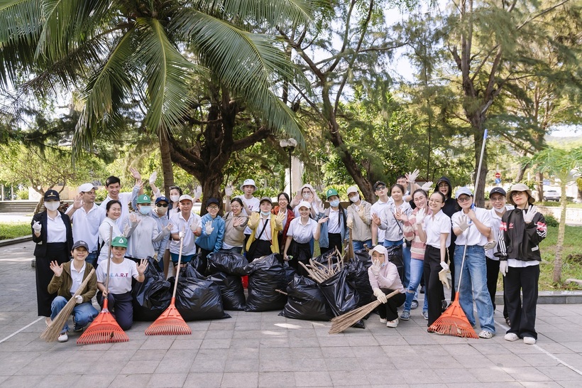 Hoạt động không chỉ góp phần bảo vệ cảnh quan ven biển mà còn chung tay xây dựng hình ảnh điểm đến du lịch Nha Trang xanh, văn minh và thân thiện, đồng thời lan tỏa ý thức bảo vệ môi trường tới người dân và du khách.