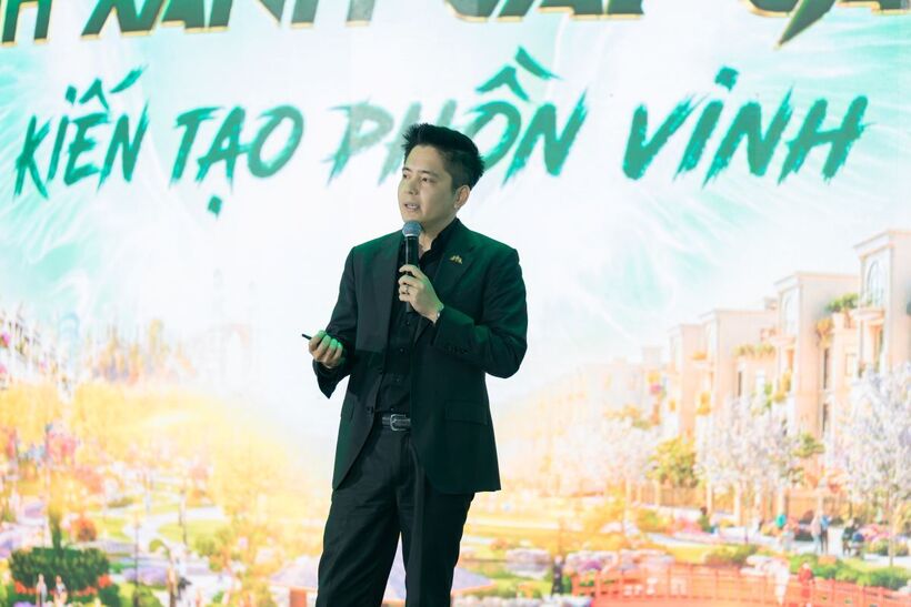 Ông Nguyễn Mạnh Kiên, Giám đốc Dự án Công ty Cổ phần Bất động sản Mayhomes chia sẻ về tiềm năng khu Vịnh Xanh.