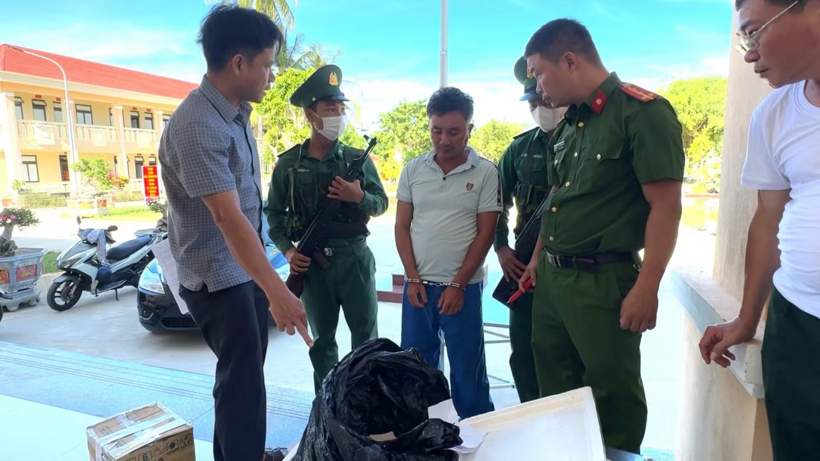 Ngô Thế Hải tại cơ quan chức năng. Ảnh: Tiền Phong