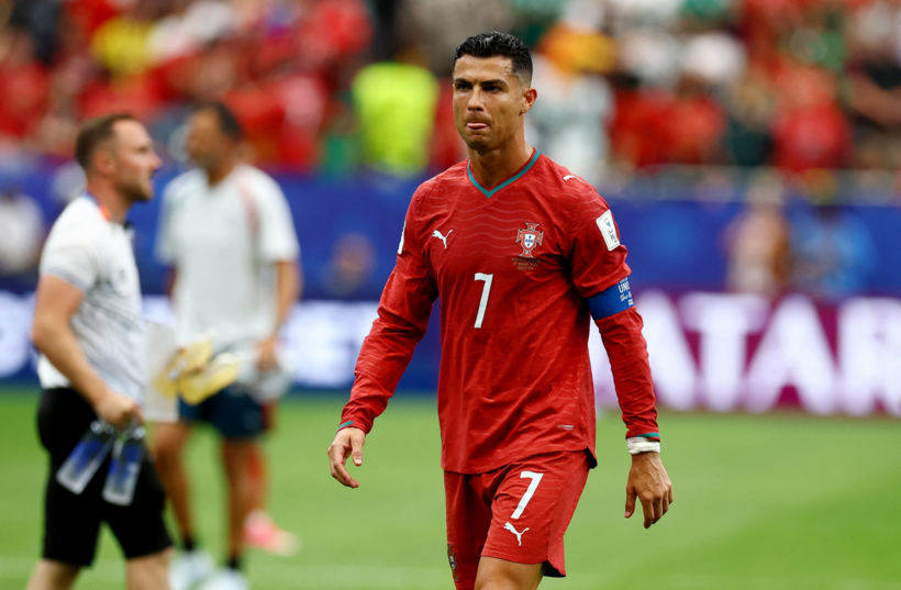 Ronaldo thất vọng sau trận đội tuyển Bồ Đào Nha hòa DR Congo tỷ số 1-1 ngày 18/6. (Ảnh: Reuters)