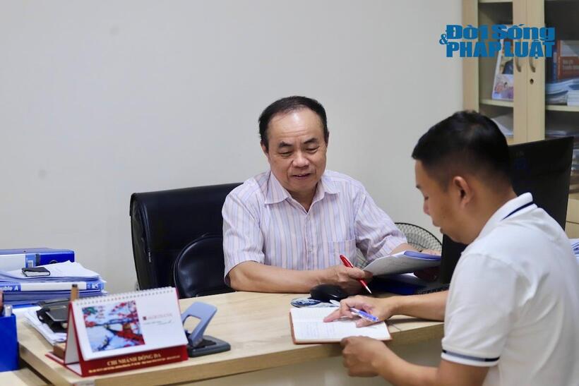 TS.  Nhà báo Trần Bá Dung trao đổi với PV Đời sống & Pháp luật về những tác động của chuyển đổi số đối với nghề báo, cũng như yêu cầu đổi mới công tác đào tạo nguồn nhân lực báo chí trong thời đại số.