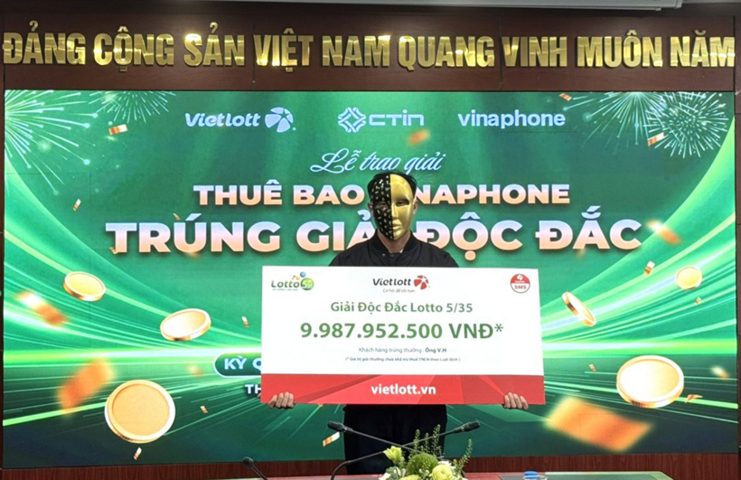 Ông H. trúng độc đắc với tổng giá trị giải thưởng gần 10 tỷ đồng. Ảnh: VietNamnet