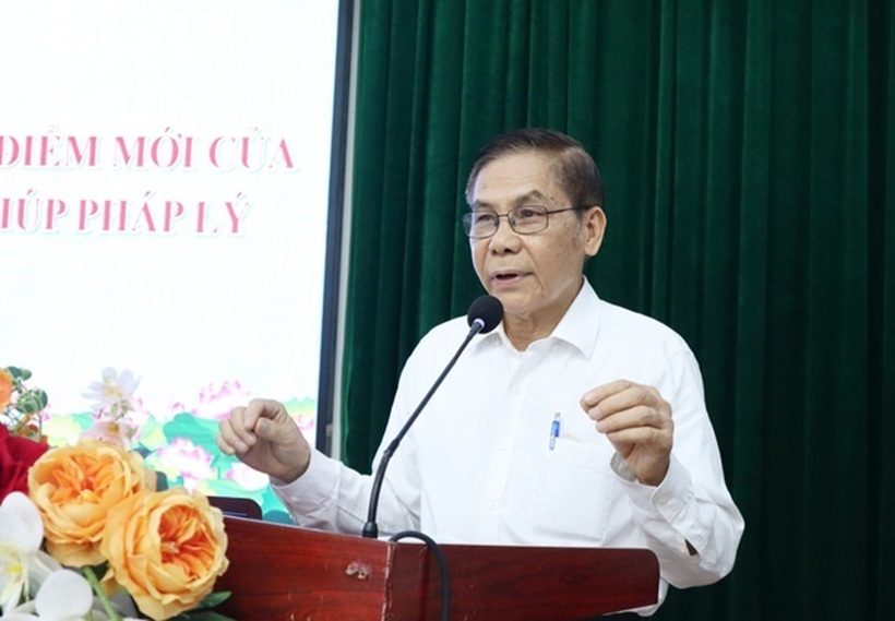 Ông Nguyễn Quốc Tuấn - báo cáo viên hội nghị.