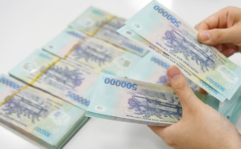 Nhóm viên chức là giáo sư, giảng viên, dược sĩ, bác sĩ, kỹ sư kiến trúc sư cao cấp sẽ hưởng mức lương cao nhất 20,2 triệu đồng.