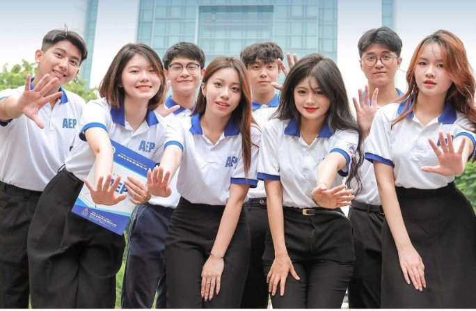 Sinh viên Đại học Kinh tế Quốc dân. Ảnh: NEU