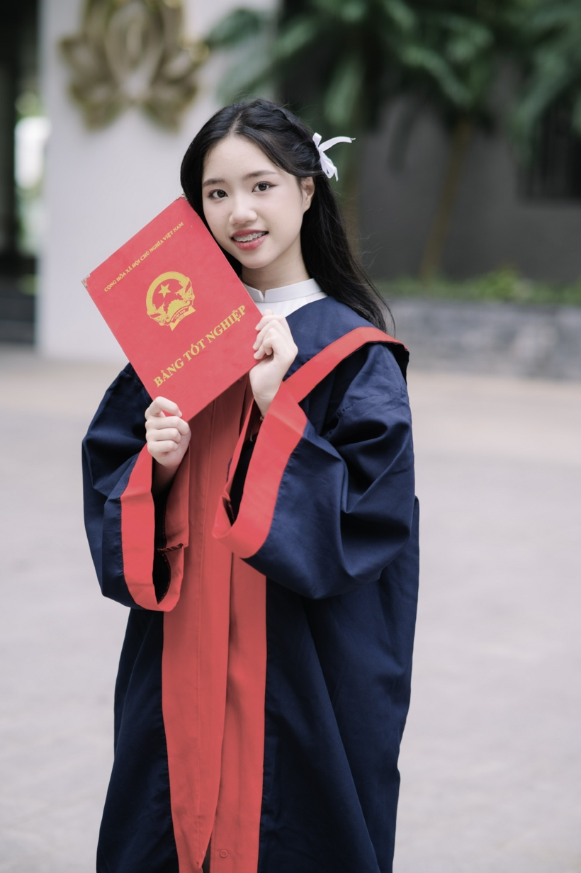 Huyền Anh cho biết lựa chọn theo học tại lớp chuyên văn Trường THPT Chuyên Hà Nội - Amsterdam năm 2026 để tiếp tục theo đuổi tình yêu với văn học.