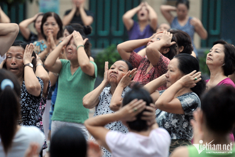 Người cao tuổi ngày càng nhận được nhiều sự quan tâm của xã hội. Ảnh: VietNamNet.