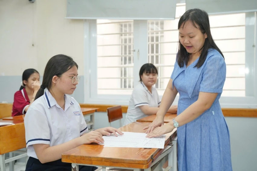 Kỳ thi lớp 10 sau sáp nhập có số lượng thí sinh tham dự đông nhất từ trước đến nay. Ảnh: PLO