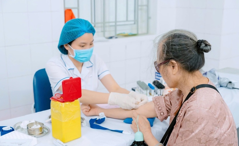 Khoảng 3,8 triệu người được khám sức khỏe từ ngày 1/7 tại Hà Nội. Ảnh: CDC Hà Nội