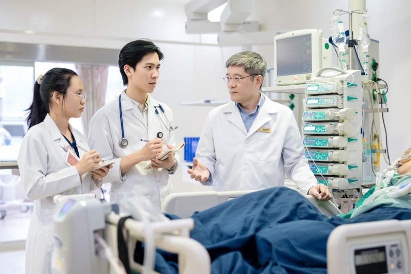 VinUni là trường đại học đầu tiên và duy nhất ở Việt Nam có các chương trình Bác sĩ nội trú đạt chuẩn ACGME-I và chương trình Cử nhân Điều dưỡng đạt kiểm định ACEN – các chuẩn kiểm định cao nhất thế giới cho các ngành học này.
