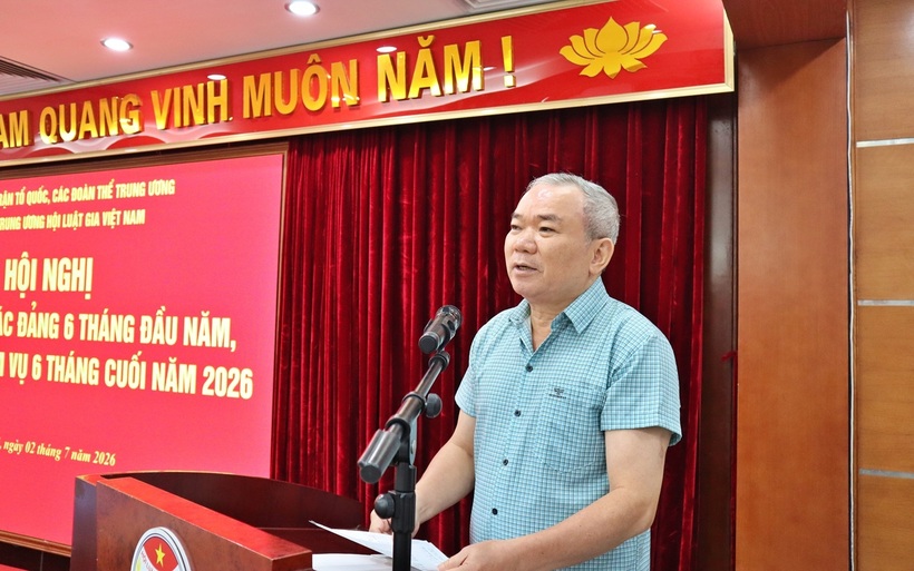 Đồng chí Nguyễn Kim Tinh - Phó Chủ nhiệm Uỷ ban Kiểm tra Đảng uỷ Trung ương Hội Luật gia Việt Nam.