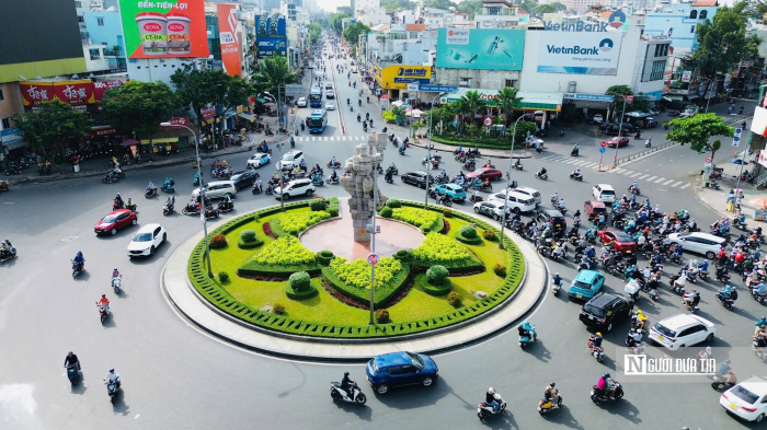 Thành phố mang tên Bác, phát triển rực rỡ qua từng năm tháng - 8