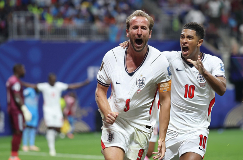 Harry Kane ăn mừng sau khi gỡ hòa cho tuyển Anh.