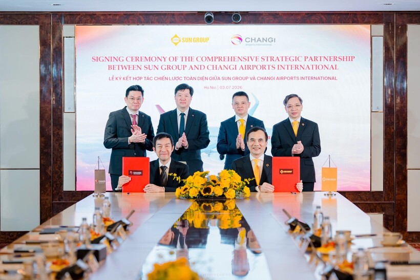 Đại diện Sun Group và CAI ký kết hợp tác chiến lược