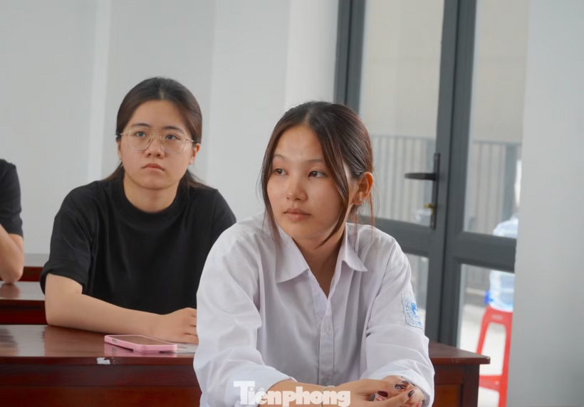 Thí sinh tham dự kỳ thi tốt nghiệp THPT năm 2026 tại Hà Tĩnh. Ảnh minh họa.