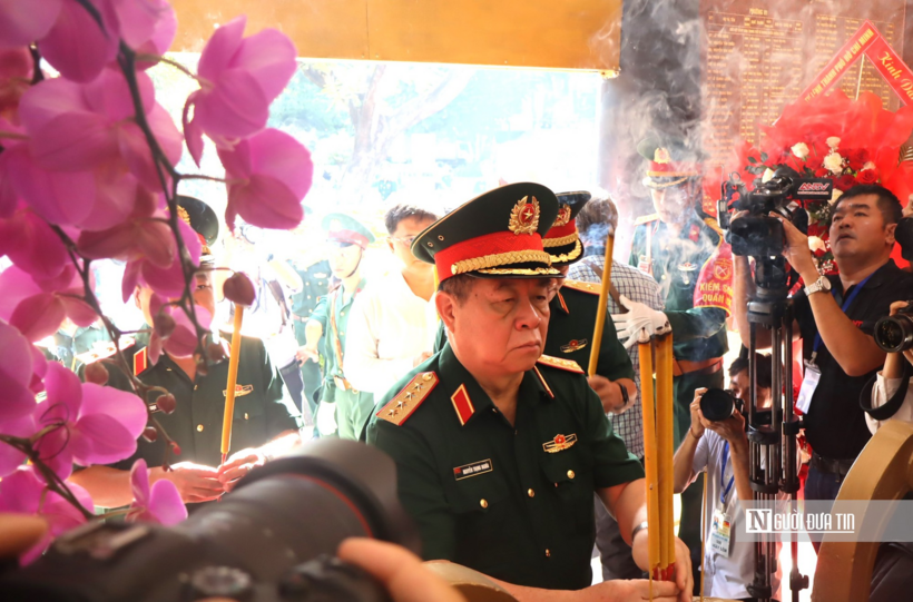 Đại tướng Nguyễn Trọng Nghĩa, Ủy viên Bộ Chính trị, Bí thư Trung ương Đảng, Ủy viên Thường vụ Quân ủy Trung ương, Chủ nhiệm Tổng cục Chính trị Quân đội nhân dân Việt Nam.