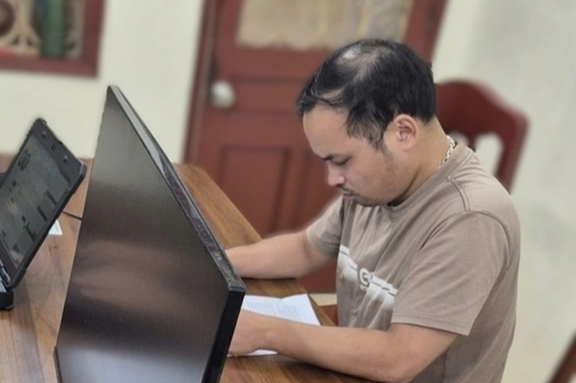 Đối tượng Phạm Minh Tuấn tại cơ quan công an (Ảnh: Công an Ninh Bình).